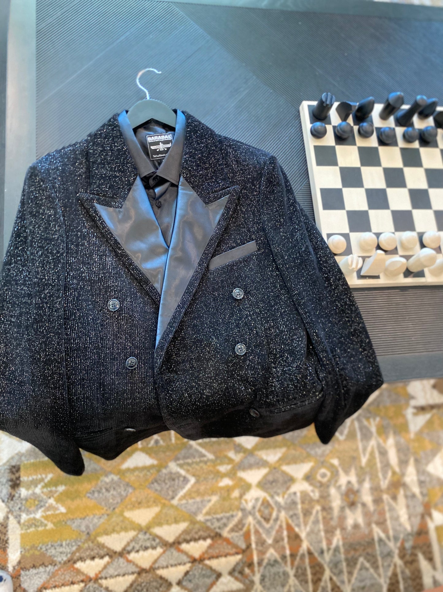 Black Fashion suit